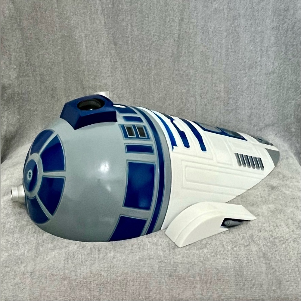 Star Wars R2-D2 LED Wall Mount Night Light Room Decor - Picture 3 of 12